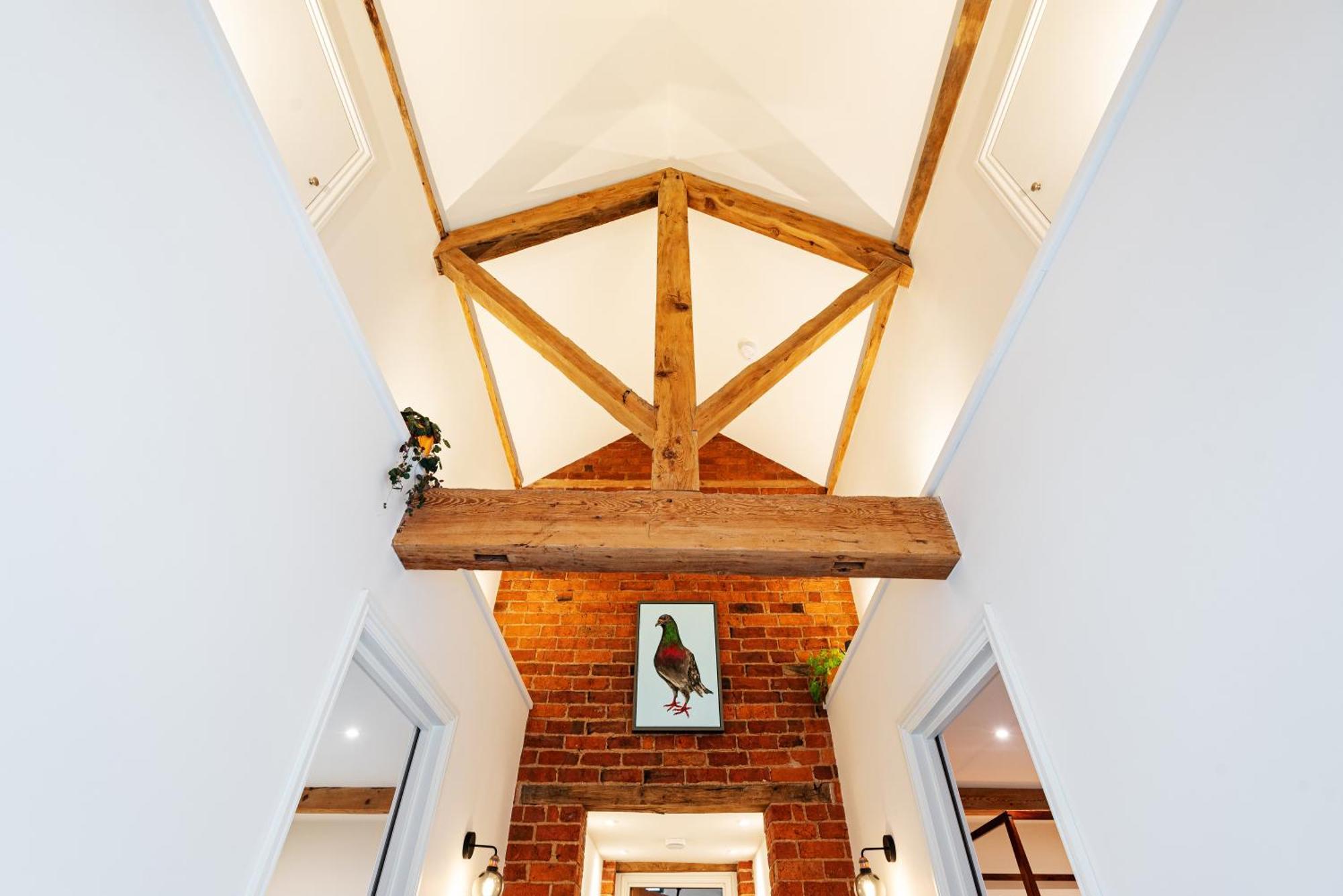 Vila Pigeon House - Unique Barn With Private Garden, Hot Tub And Wood Burner Shrewsbury Exteriér fotografie